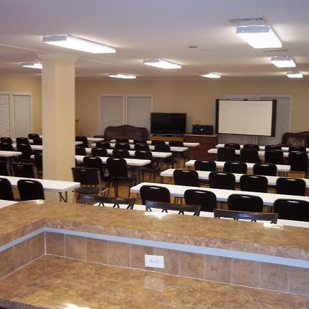 Village Lodge Руідозо Екстер'єр фото